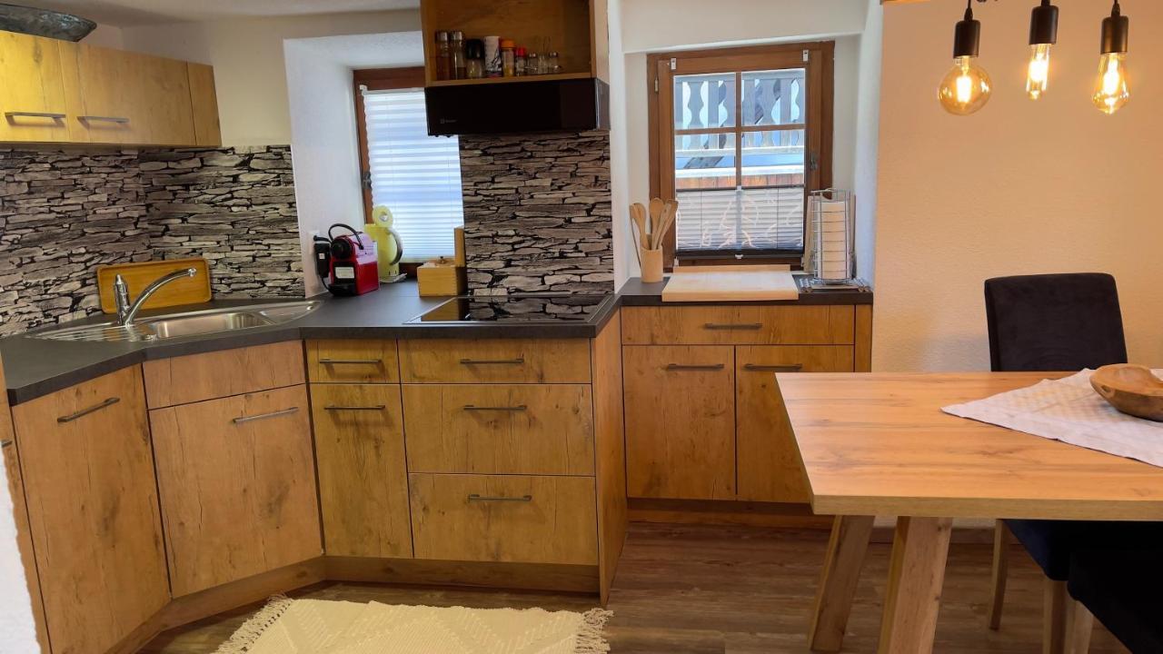 Ferienwohnung Slavica Dorfstrasse 94 رندة المظهر الخارجي الصورة