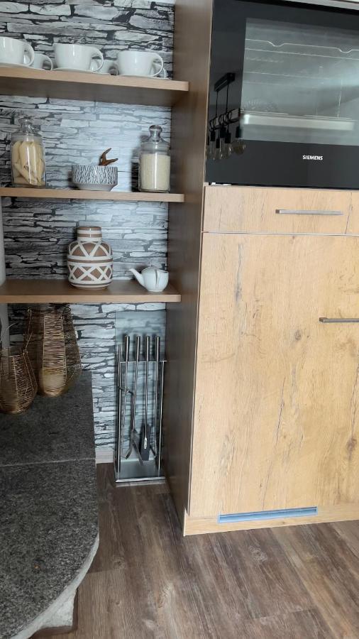 Ferienwohnung Slavica Dorfstrasse 94 رندة المظهر الخارجي الصورة