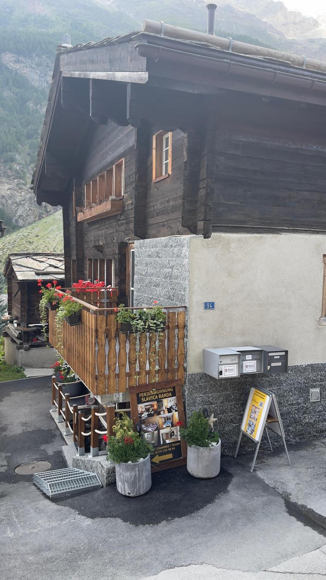 Ferienwohnung Slavica Dorfstrasse 94 رندة المظهر الخارجي الصورة